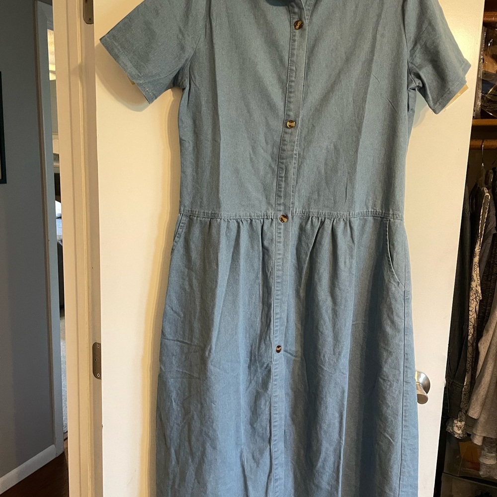 Short sleeve denim dress with pockets